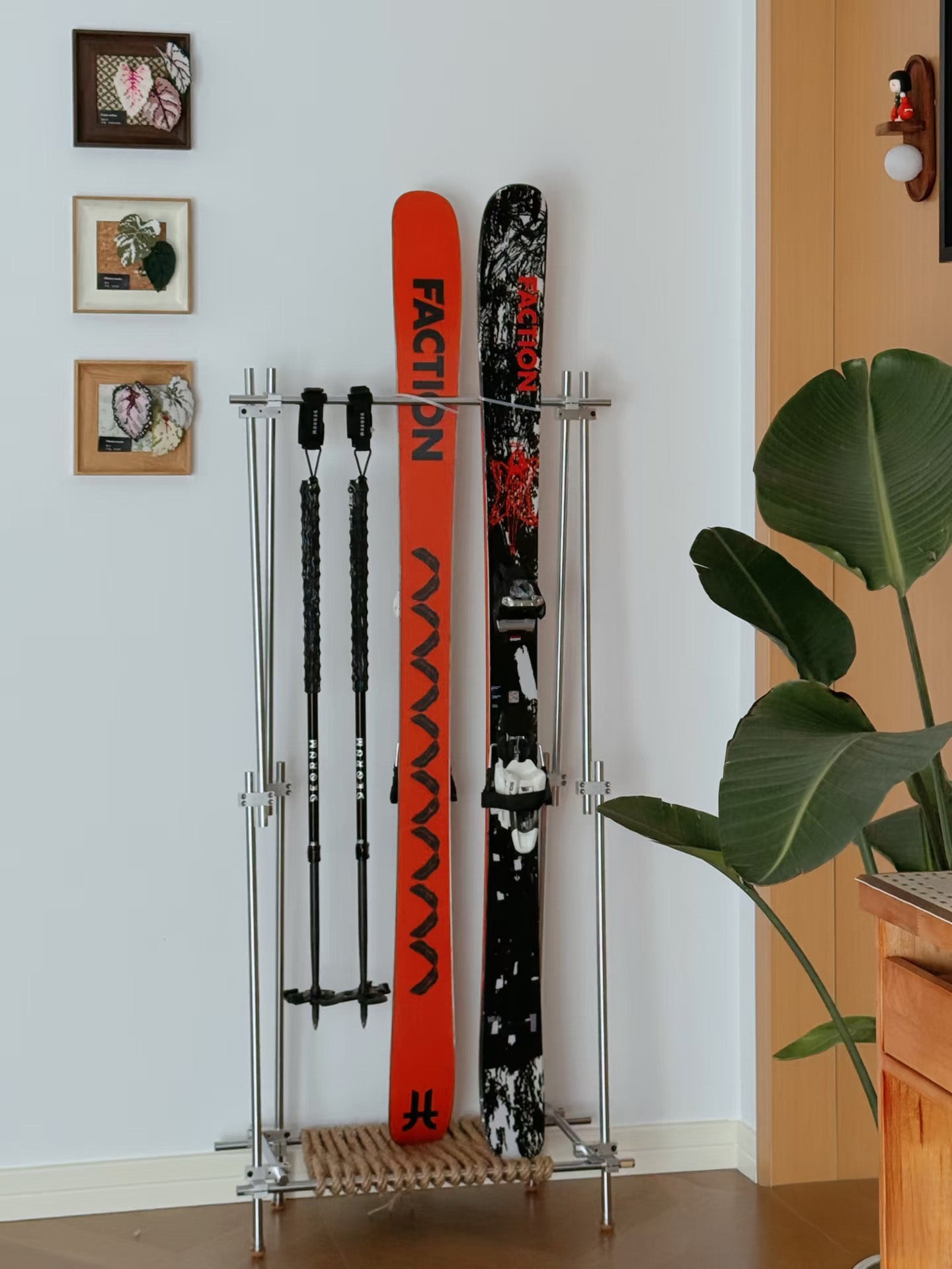 Modern Freestanding Ski Snowboard Storage Rack